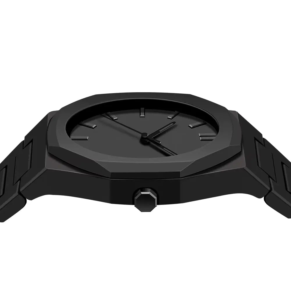 ساعة أورا السوداء